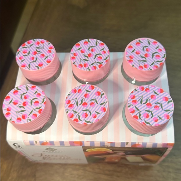 Gourmet Kitchen 6 pack of 8oz juice bottles - Picture 2 of 3